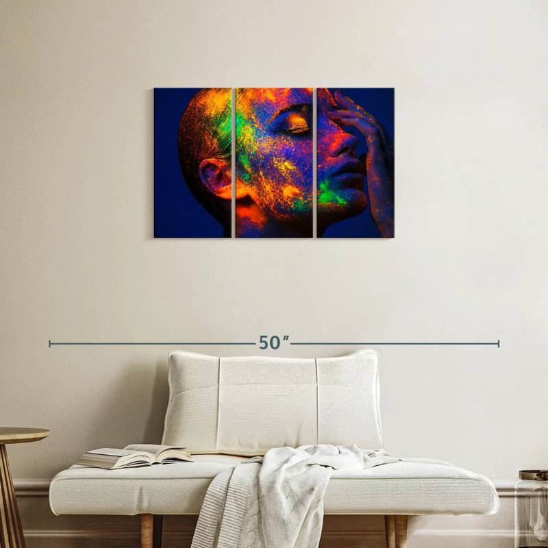 Senne Glowing Beauty, 20" H x 33" W