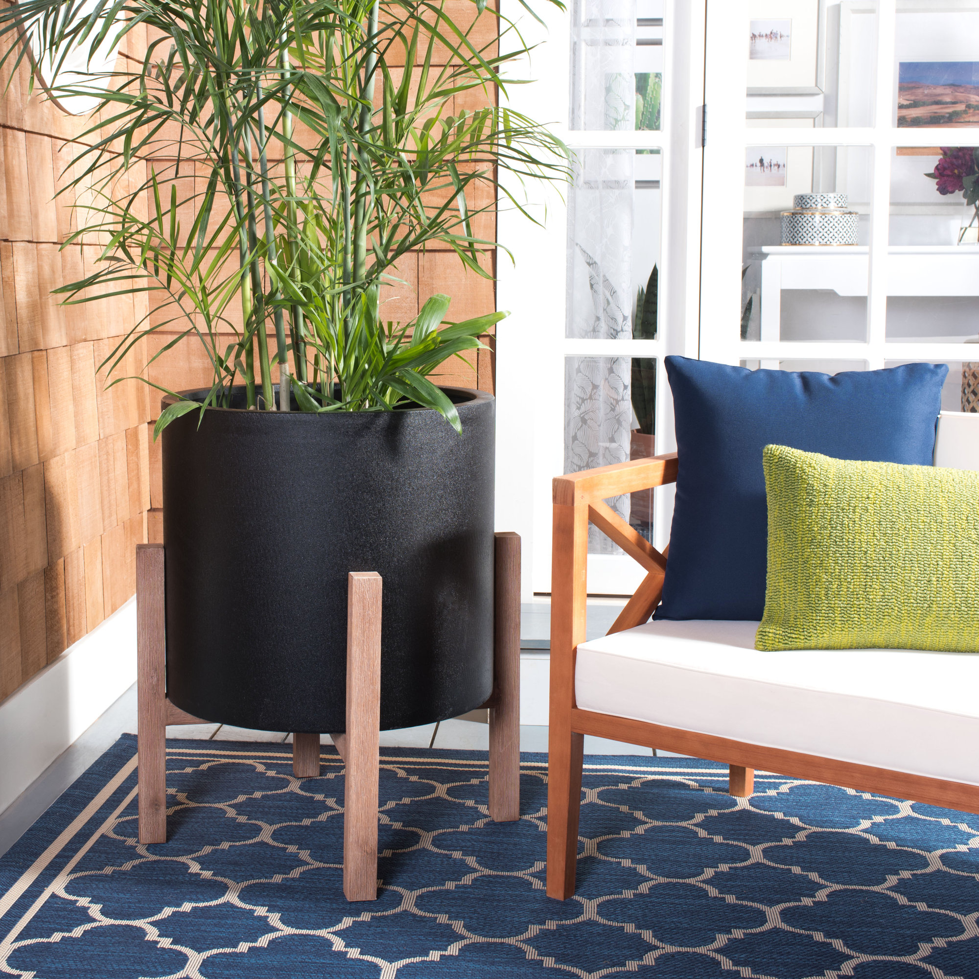 Tabitha Pot Planter, Black, 29.3" H X 25.3" W X 25.3" D