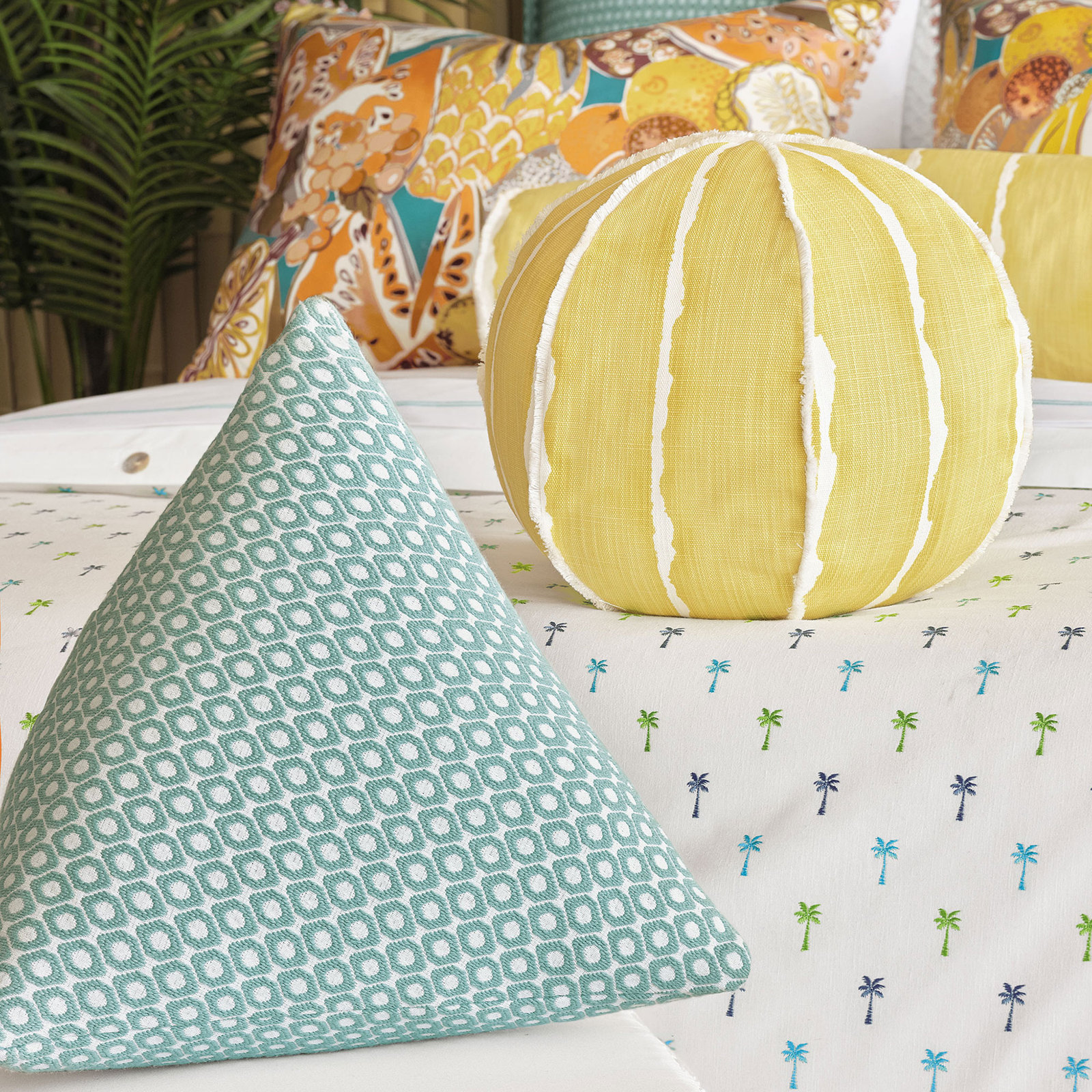 Alban Throw Pillow, Round 12"