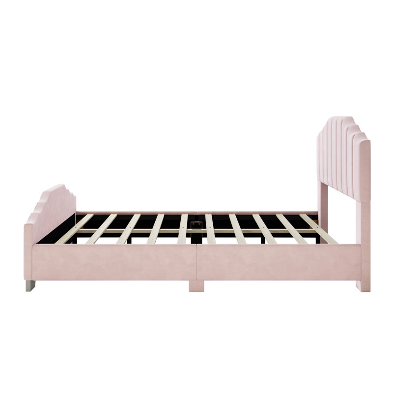 Lit capitonné Glam Channel avec revêtement moelleux et structure en bois