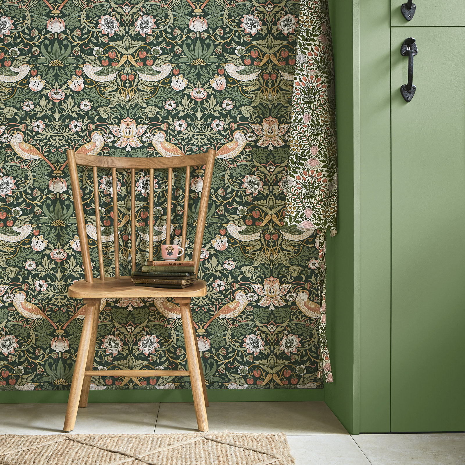 Floral Wallpaper, Rich Green