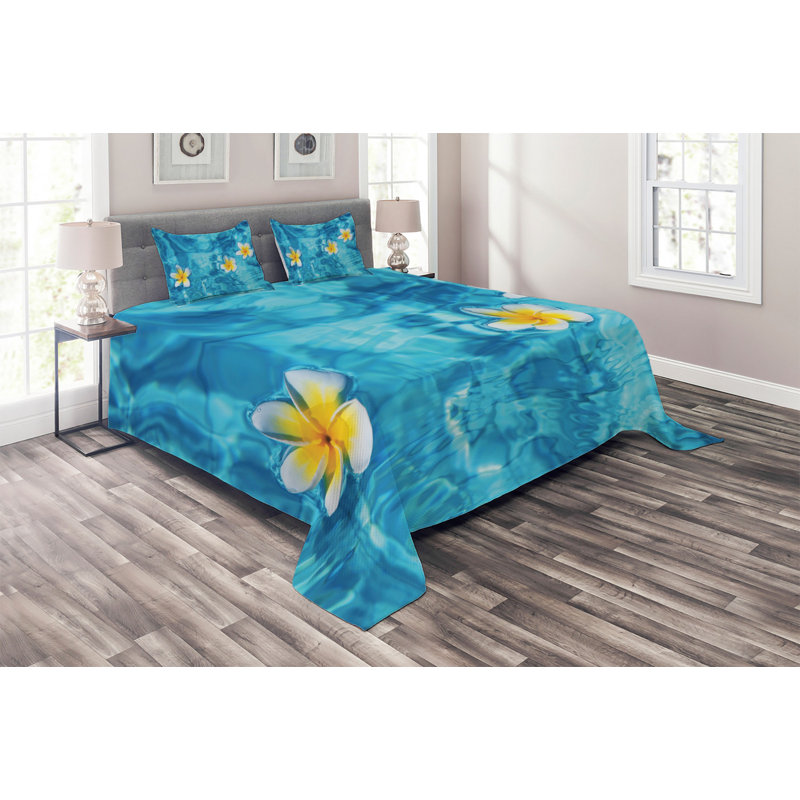 Bunny Farmhouse / Country Polyester Coverlet