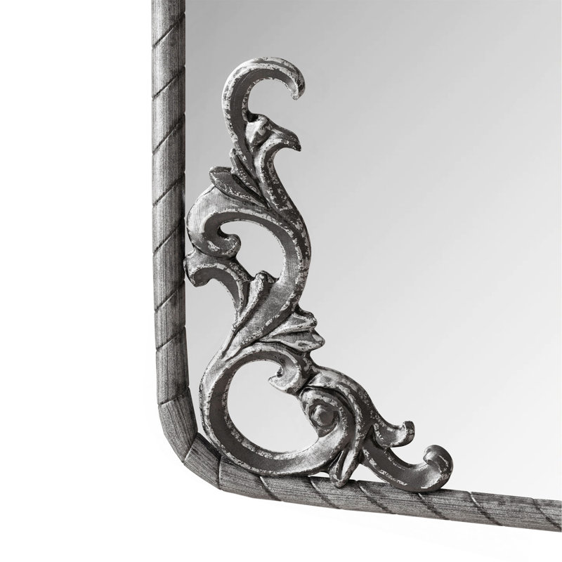 Miroir mural 58 po x 24 po avec applique murale sculptée sur le dessus, Argent antique 1