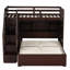 Lit superposé simple au dessus d'un lit double avec escalier de rangement, garde-robe, port USB et lumière-1155507260