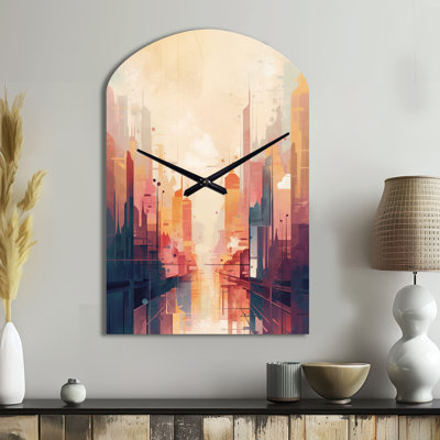 Modern Cubism Cityscape I - horloge murale asymétrique moderne en métal, impression d'horloge murale jaune