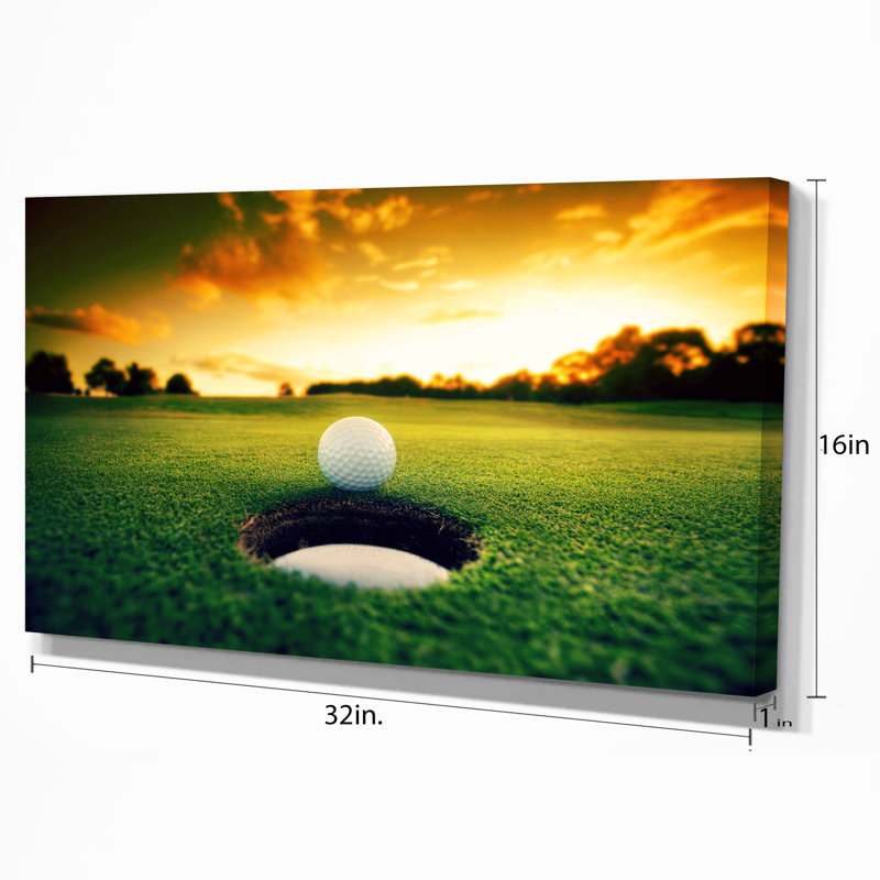 Reproduction de photo de golf sur toile, balle de golf près du trou, H 16 po x l 32 po