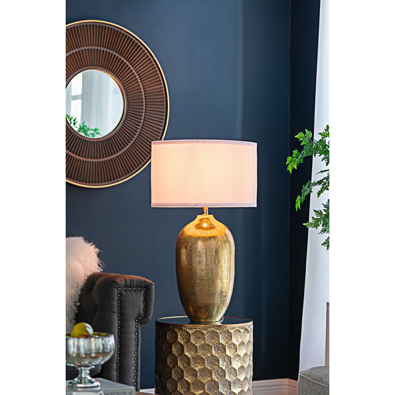 Lampe de table ronde en aluminium avec abat-jour en tissu, design élégant et lumière chaude et douce