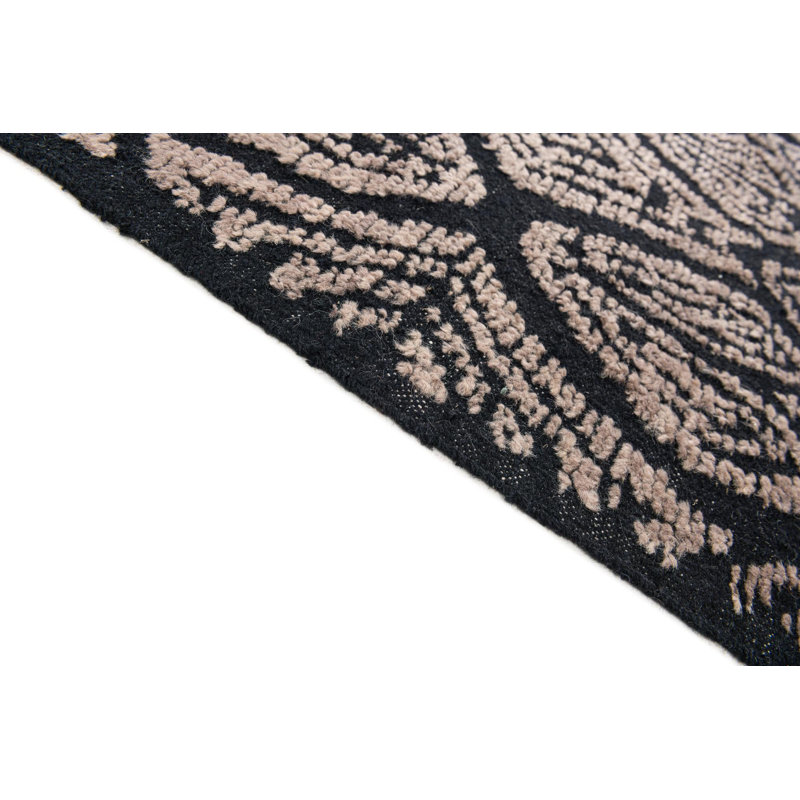 Iniguez Black Rug