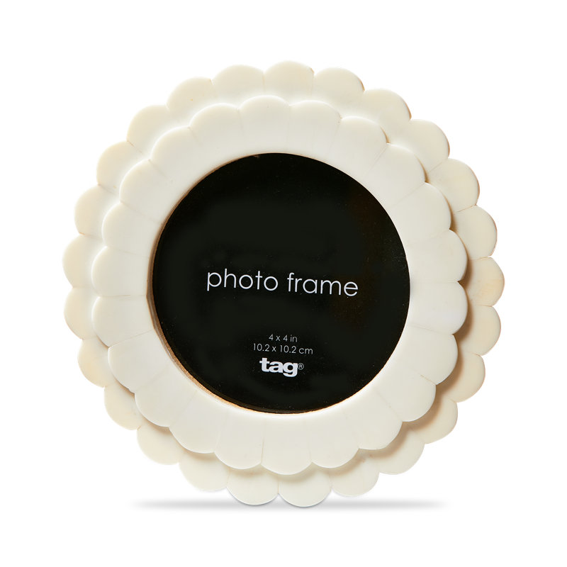Cadre photo rond blanc festonné 4 x 4