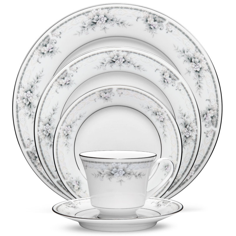 Sweet Leilani White Porcelain 5-Piece Place Setting