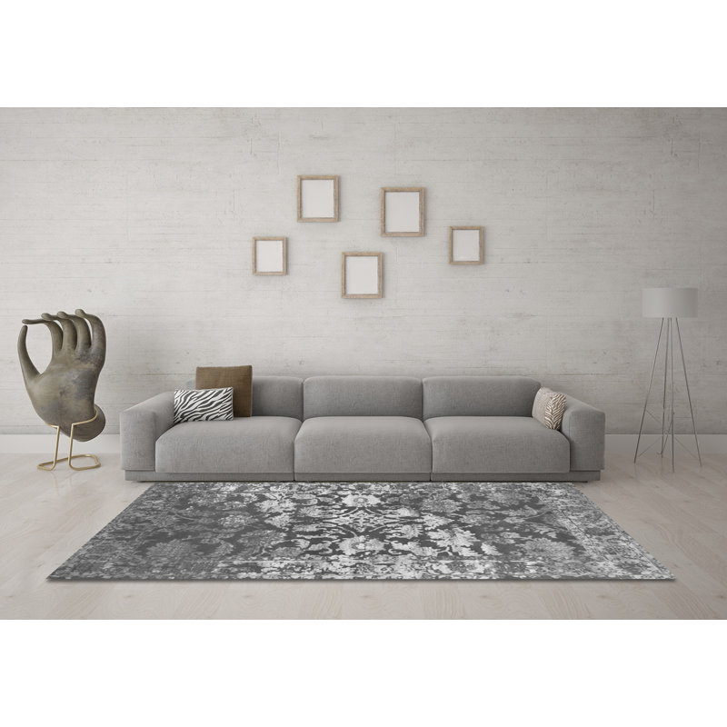 Nialah Performance Oriental Indoor Rug, Square 4'