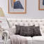 Housses de coussin en fausse fourrure-126135135-126135140