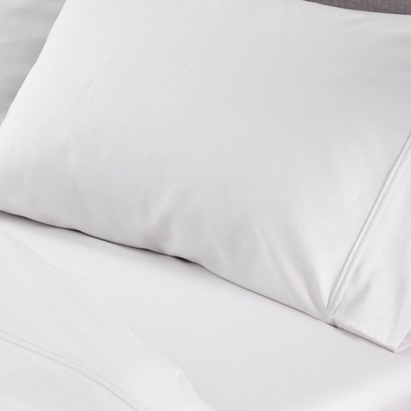 White Polyester Standard/Queen Pillowcase Set