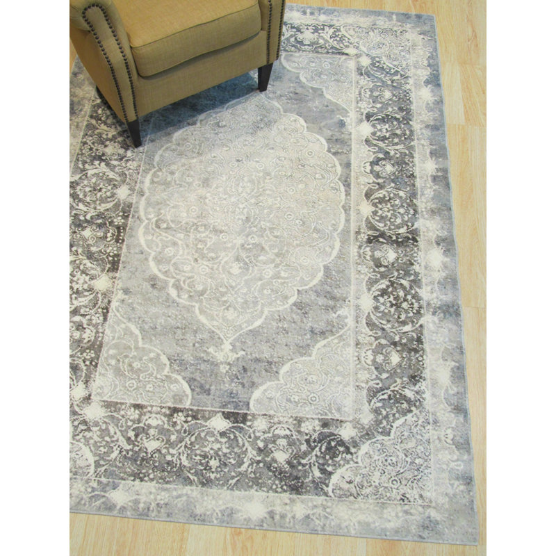 Lecuyer Warm Gray Machine Made Traditional Oriental Polyester Area Rug, Rectangle 4'4" x 6'3"
