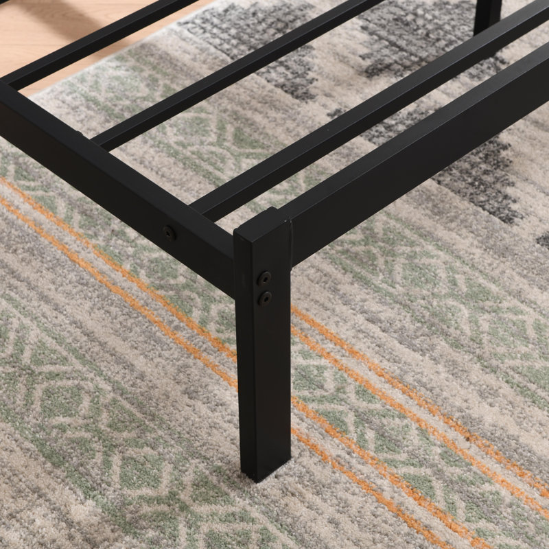 Lit plateforme en métal Konrad, Noir, Grand