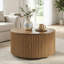 Table basse ronde cannelée en forme de tambour avec roulettes et deux tiroirs de rangement dissimulés-1097660696