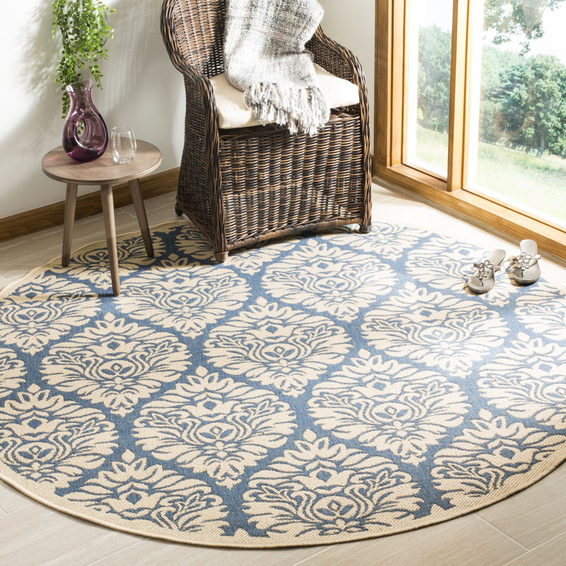 Emmanuel Linden 100 Performance Damask Indoor/Outdoor Area Rug, Round 6'7"
