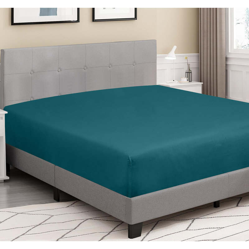 Royale Linens 300 Thread Count 100% Long Staple Combed Cotton Flat Sheet - Super Soft - Top Sheets - Flat Sheet Sold Separately - Breathable, Cool & Crisp Percale Sheets Only 