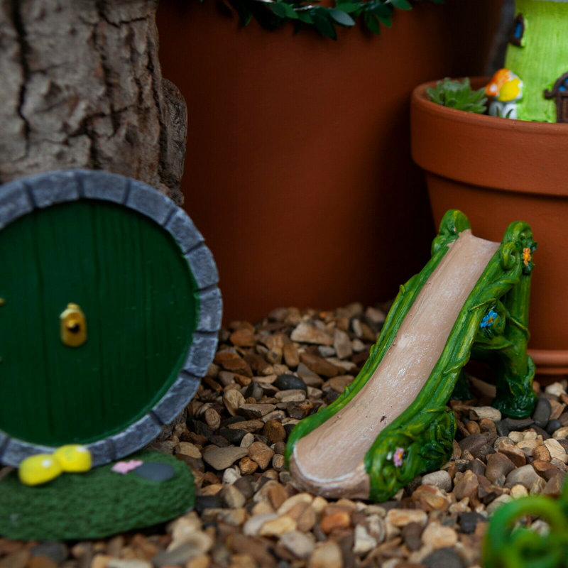 Louvinia Plastic Fairy Garden