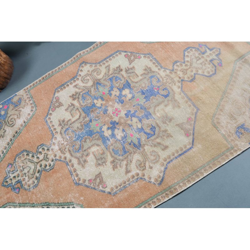 Tapis turc vintage authentique tissé à la main avec des motifs géométriques dans des tons de bleu et de beige bleu / orange