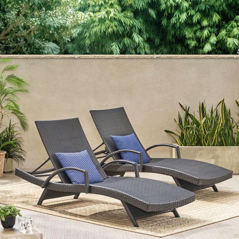 Chaise longue en osier avec accoudoirs Pe