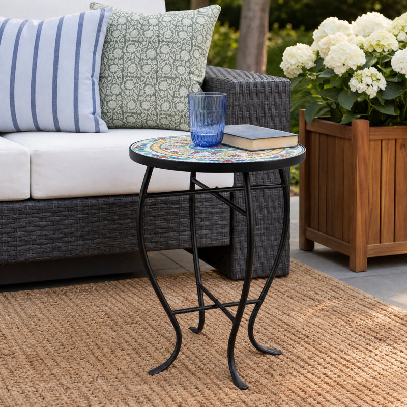 Table d'appoint Bribie, Fleurs
