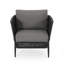 Élégant complément de salon, chaise d'appoint sophistiquée