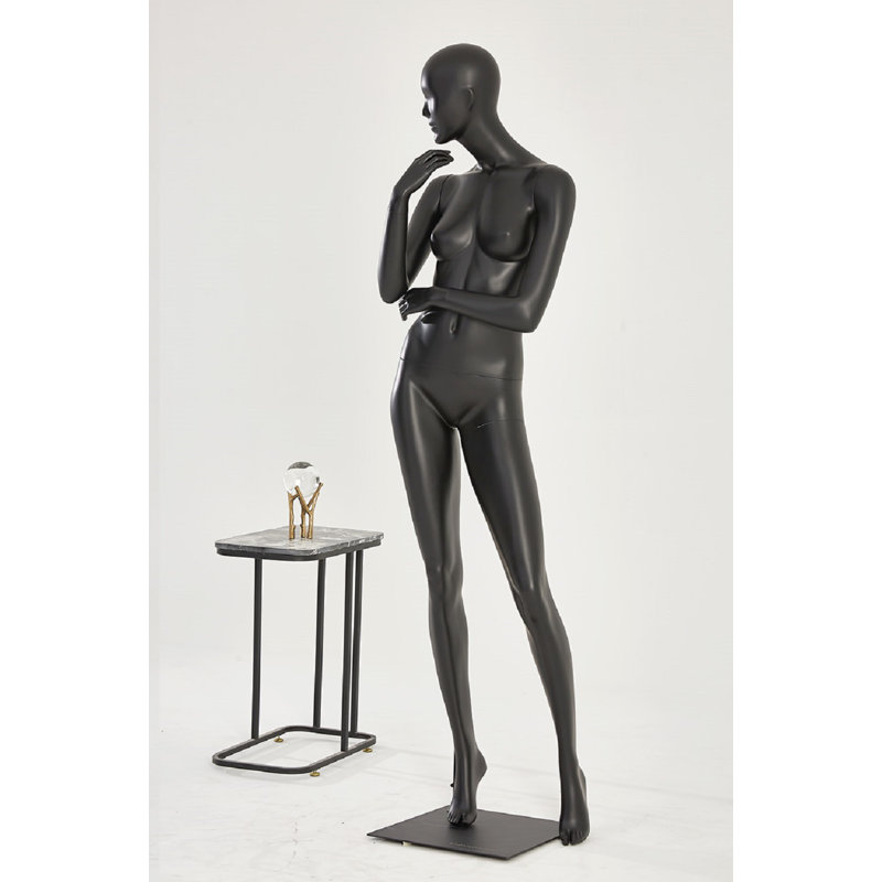 Aleshka People Statue