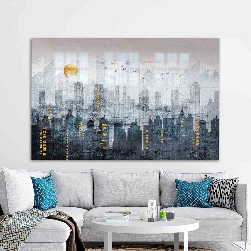 Art mural en verre trempé avec paysage urbain moderne dans des tons de gris et oiseaux dorés pour une décoration murale élégante