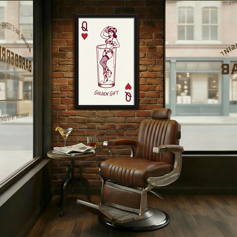 Fashion Queen Of Hearts Pinup en verre, H 18 po x l 12 po