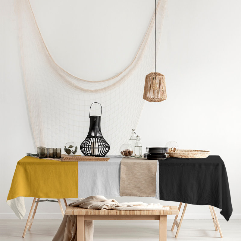 Boston Table Runner, 102" x 58", Cotton Blend, Pittsburgh Gold/White/Black