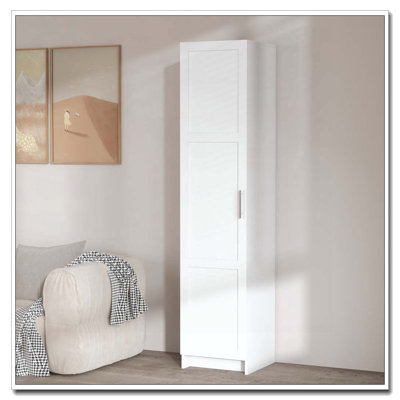 Armoire de rangement haute et étroite