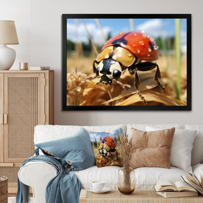 Curious Ladybug Meadows - art de coccinelle