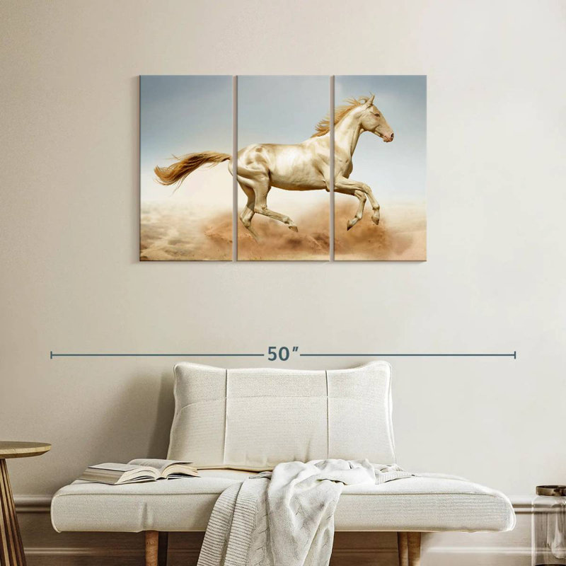 Brampt qui court le cheval Akhal Teke, H 24 po x l 38 po