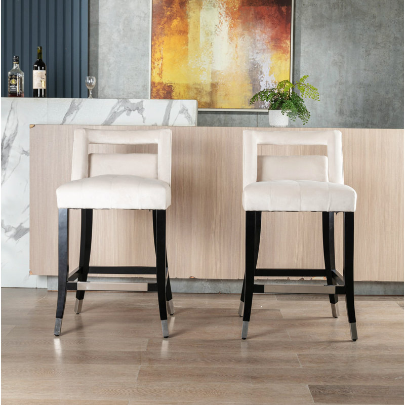 Karlia Upholstered Counter Stool with Solid Wood Frame, Counter Stool (26.38" Seat Height), Cream