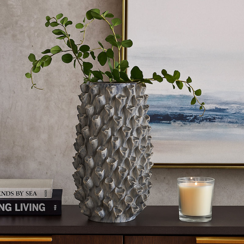 Vase décoratif Kabo, corps texturé, céramique, H 20,08 po x l 11 po x P 11 po, Beige/gris