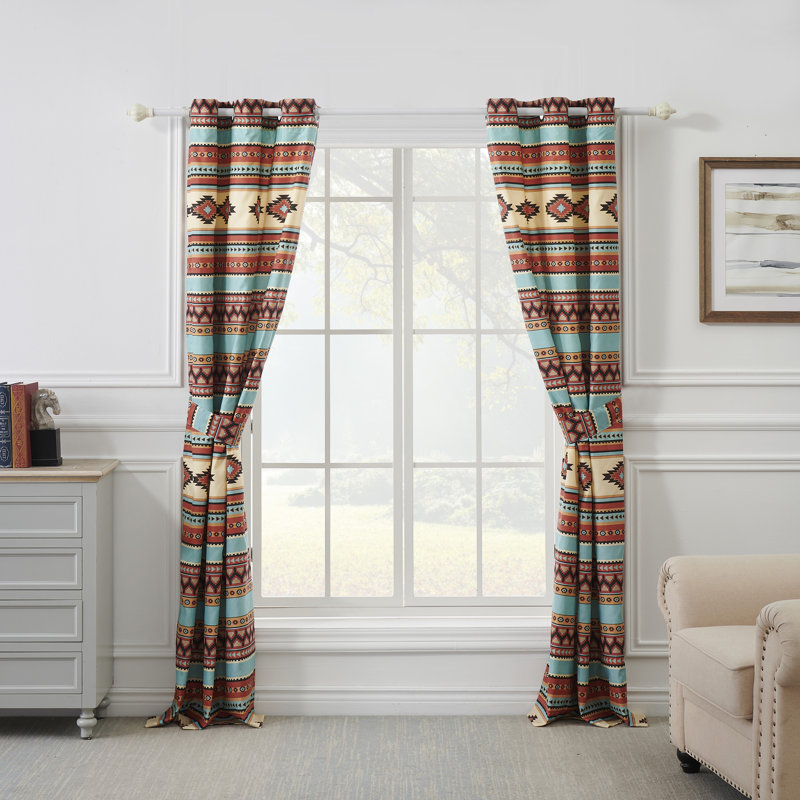 Greenland Fashion Homes Red Rock Window Treatments
