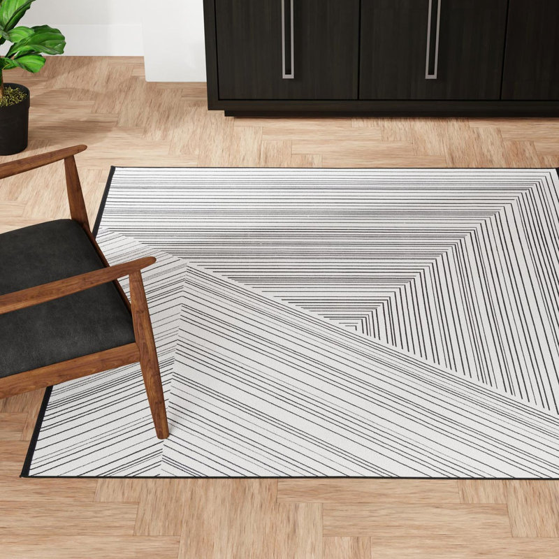 Bralin Geometric Machine Made Polyester Area Rug in Black/White, Square 10'