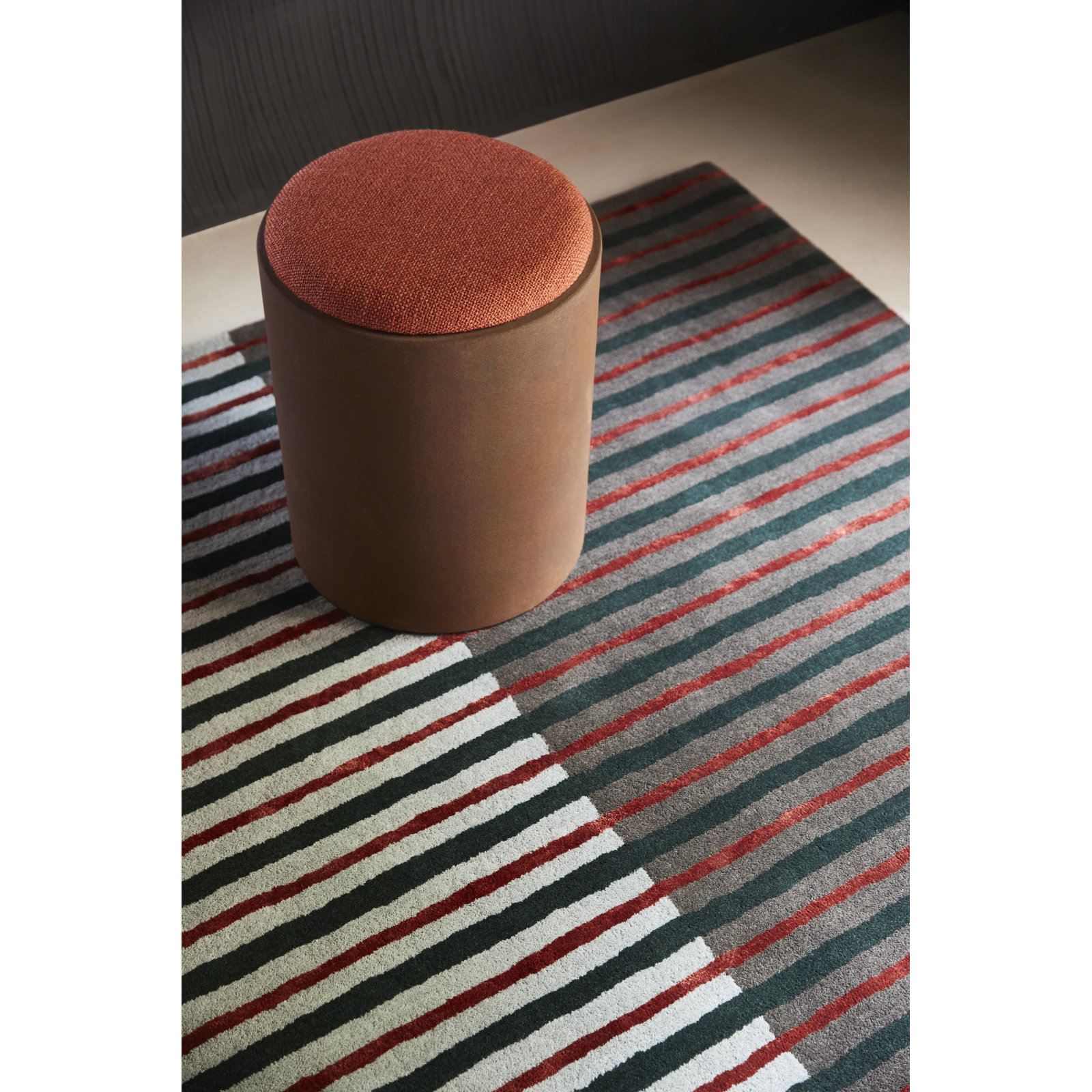 Decor Hand-Tufted Striped Rug, Rectangle 9' x 12'