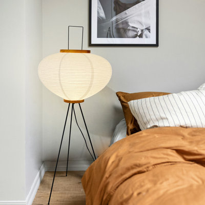 Lampe sur pied en papier de riz Noguchi