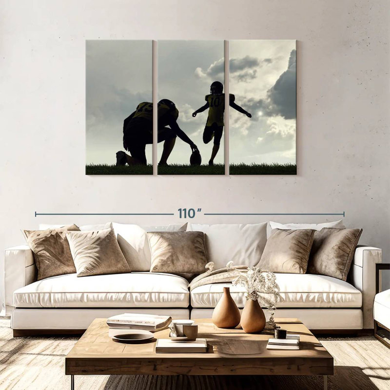 Silhouette de football Sirci, H 48 po x l 74 po