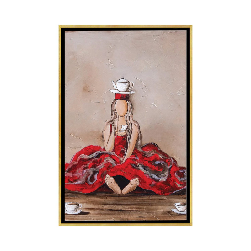 She Don't Dwell On The Past, H 40 po x l 26 po, Impression sur toile flottante sans passe-partout, Doré