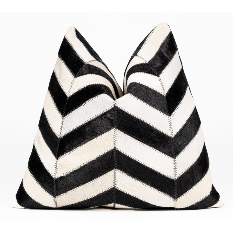 Lumbar Indoor/Outdoor Pillow Cover & Insert