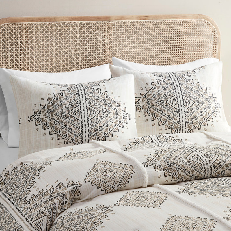 4 Piece Printed Comforter Set With Throw Pillow Black/Ivory, King Comforter