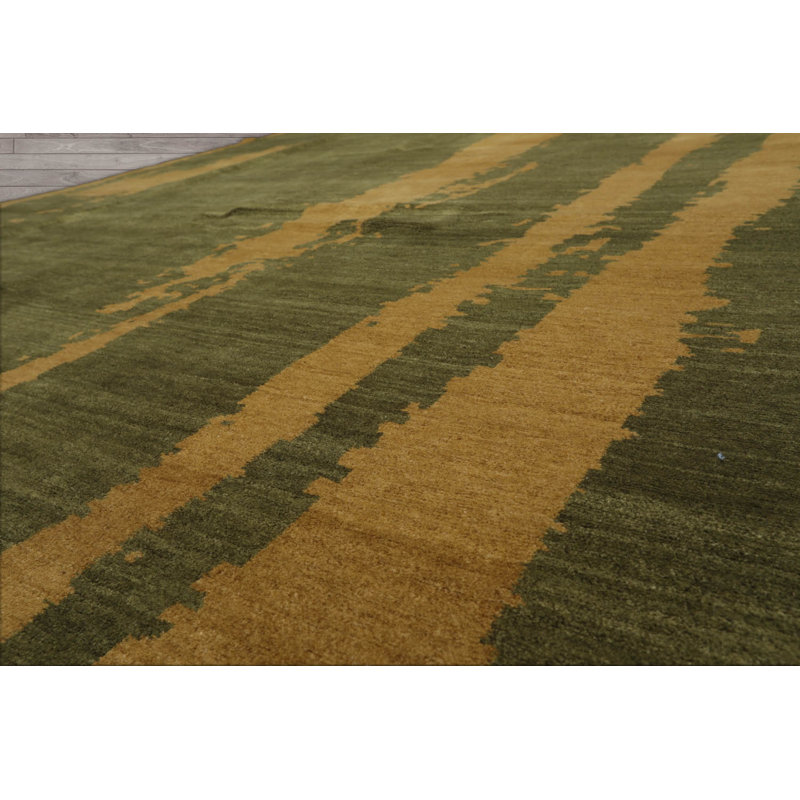 Tapis unique vert de 7 pi 8 po x 9 pi 9 po