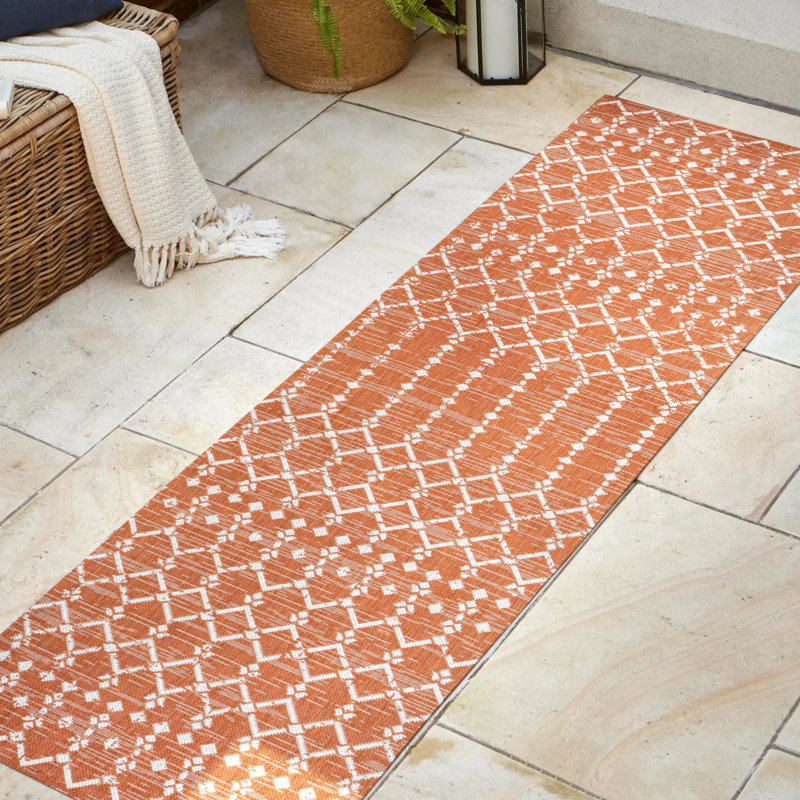 Tapis d'intérieur / extérieur Crompton, Tapis de couloir 2 pi 2 po x 10 pi, Orange/crème