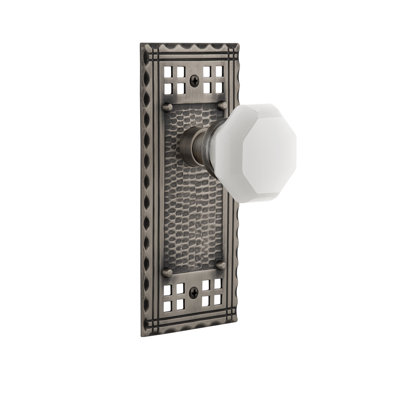 Craftsman Plate with Waldorf White Milk Knob