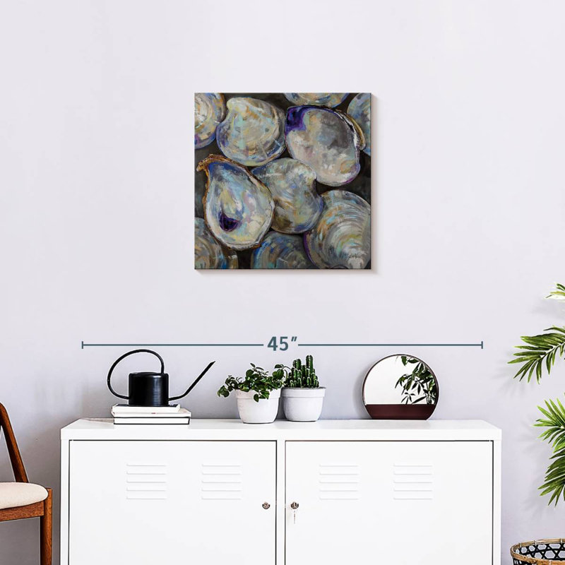Brampt Lost Oyster, 20" H x 20" W