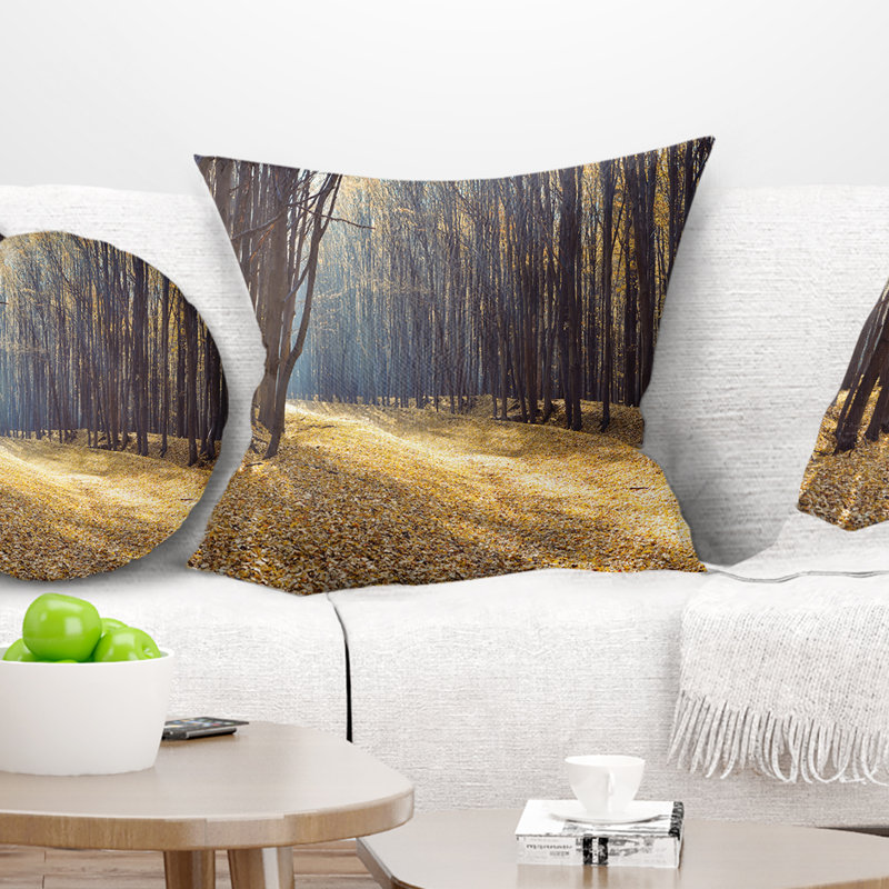 Path in the Fall Forest Panorama - Coussin imprimé forêt, 16 po x 1 po, Coussin décoratif