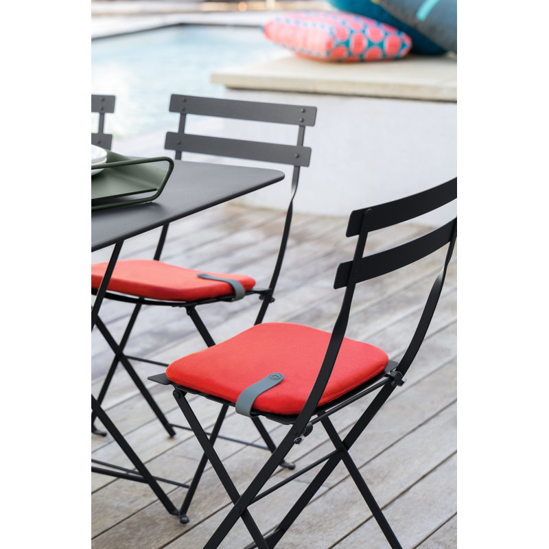 Bistro Outdoor, Frosted Lemon, 32.5" H x 15" W x 16.5" D